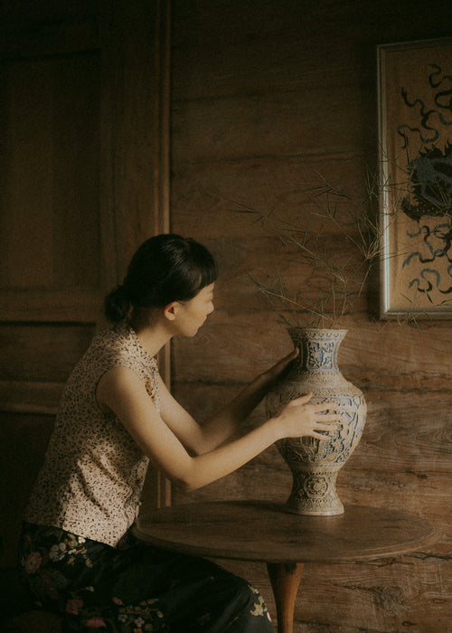 How to take care your Antique Homeware - Pithe Ceramic Collection