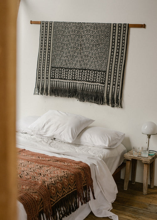Woven Feelings: Tenun and Antique for Your Rooms