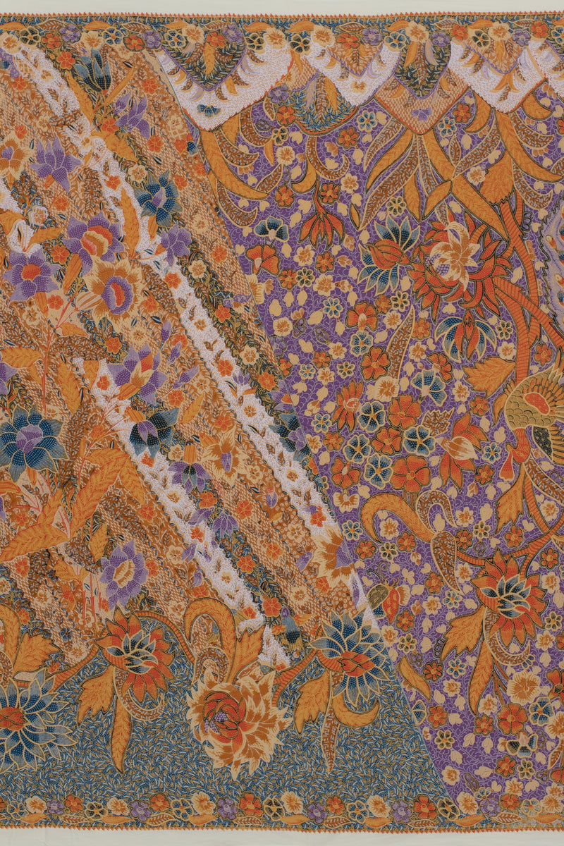 Hokokai Merak Bertengger