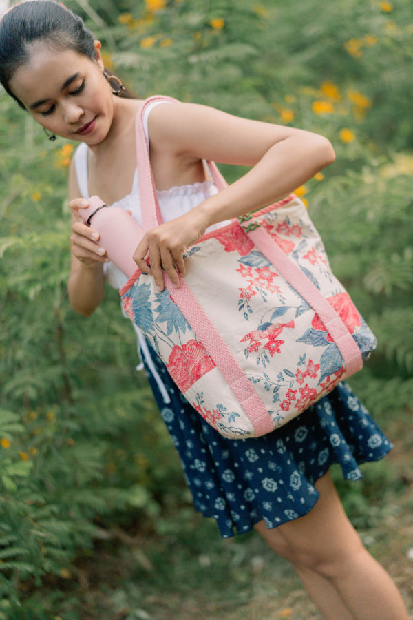 Sedayu Tote Bag