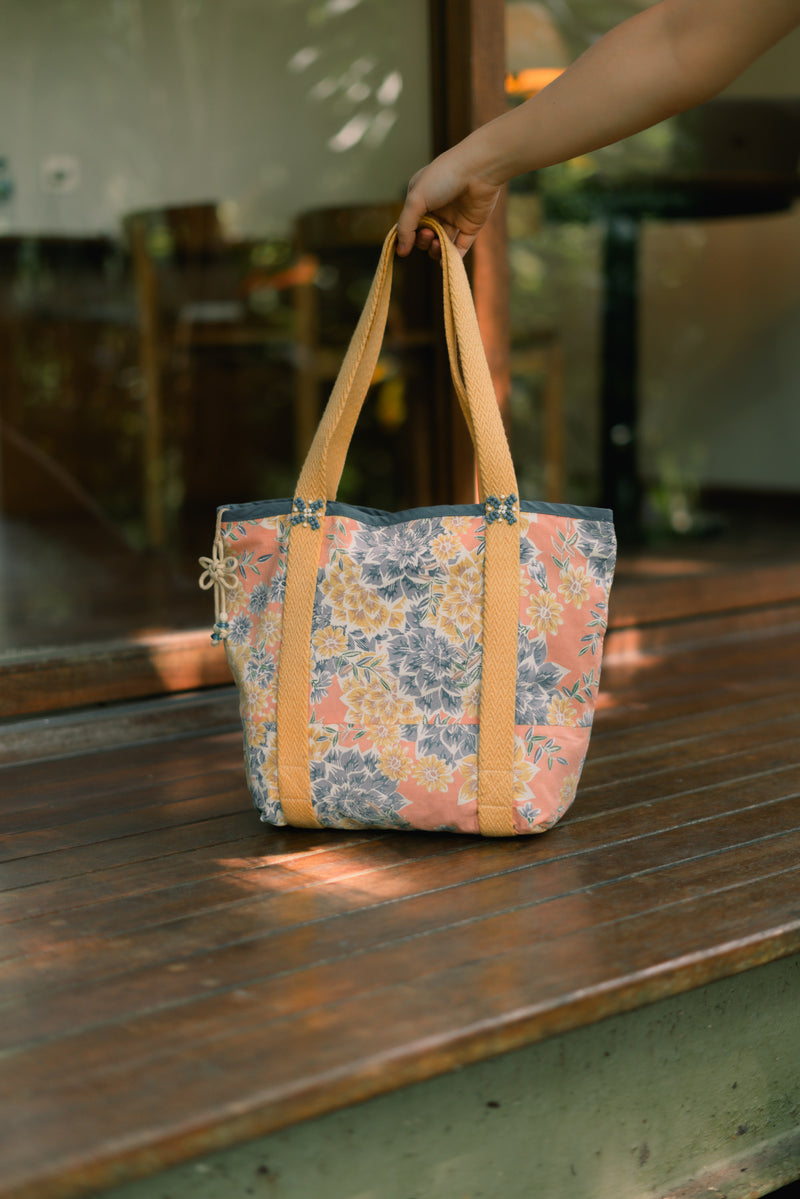 Sedayu Tote Bag