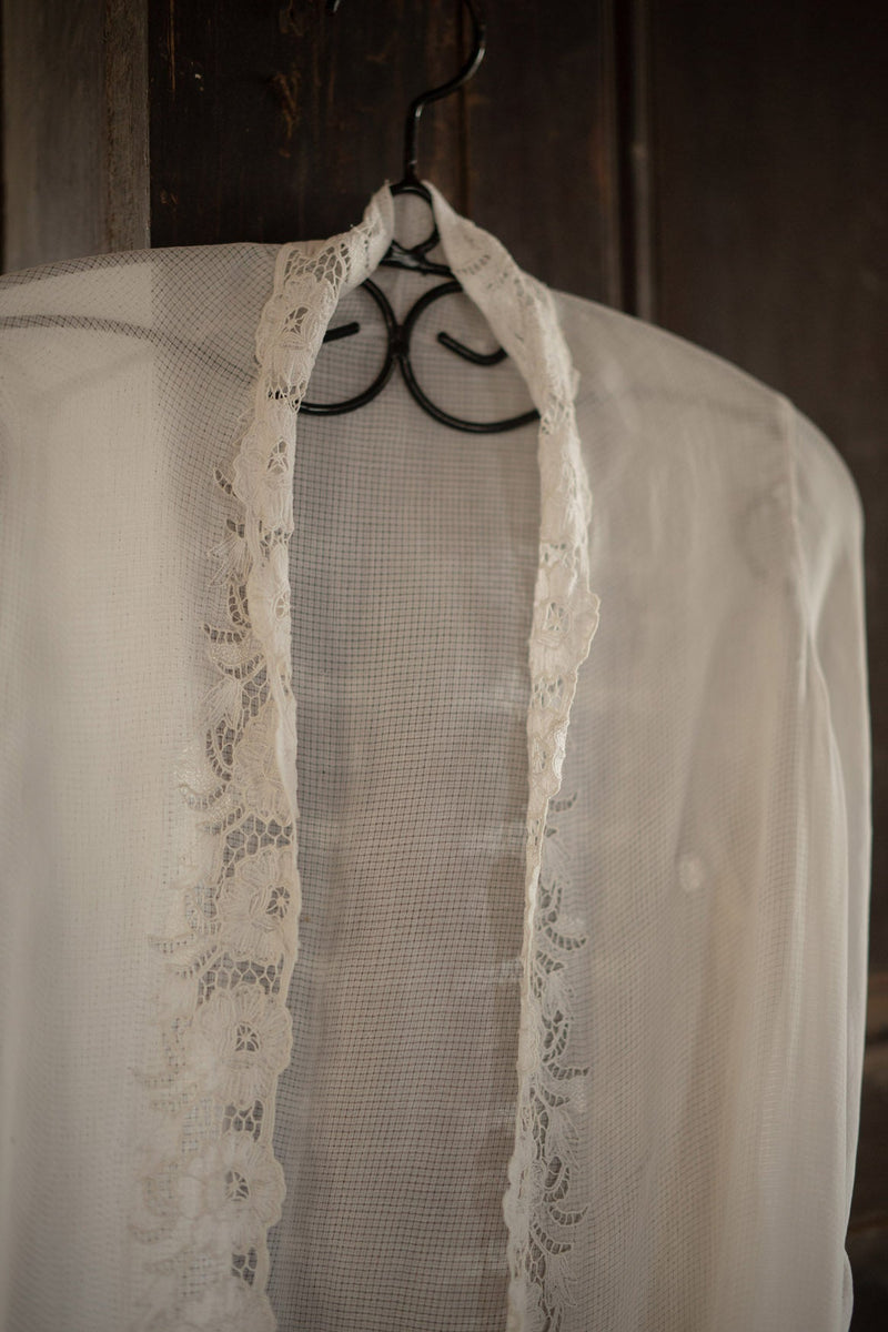 Antique Peranakan Kebaya
